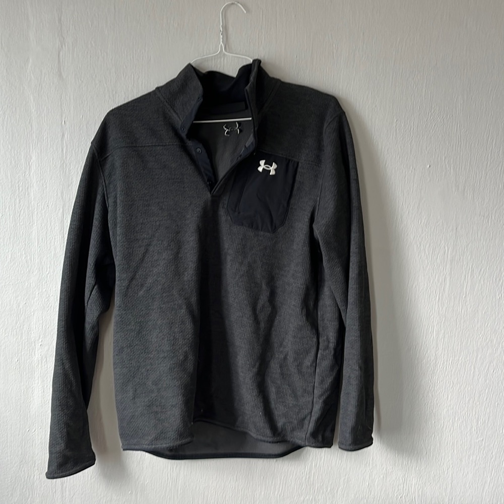 Under Armour Pull Over